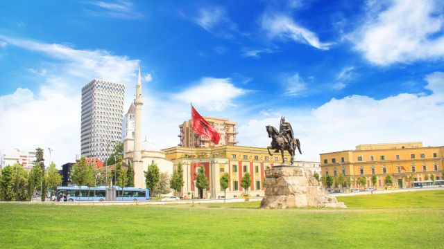 Vol pas cher vers Tirana, Albanie