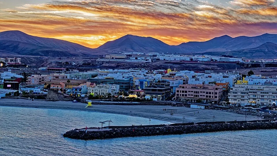 Vol pas cher vers Puerto del Rosario, Canaries