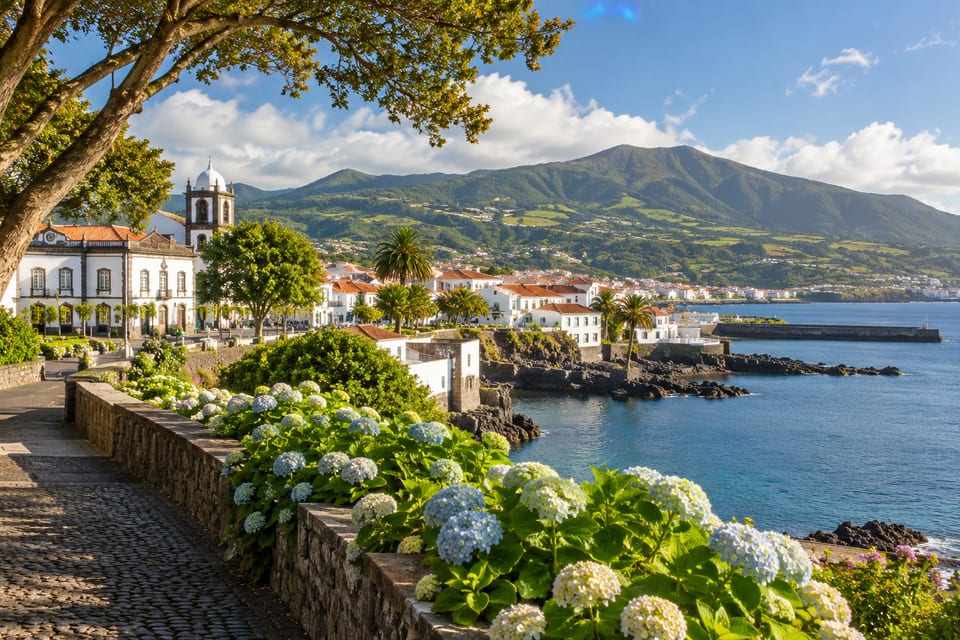 Illustration IA inspirée de Ponta Delgada, Açores — scène d’ambiance non documentaire